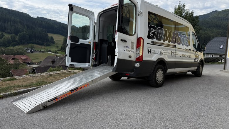 GOMBOTZ GmbH – Taxi & Fahrtendienst Mariazell, © GOMBOTZ GmbH GOMBOTZ GmbH – Taxi & Fahrtendienst Mariazell, © GOMBOTZ GmbH
