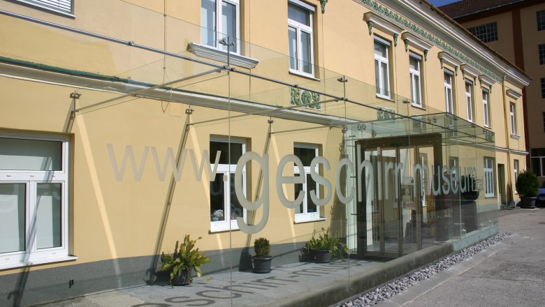 Außenansicht Geschirr-Museum, © MFink Außenansicht Geschirr-Museum, © MFink