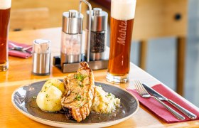 Schweinsbraten, © Fototstudio Höfinger Schweinsbraten, © Fototstudio Höfinger