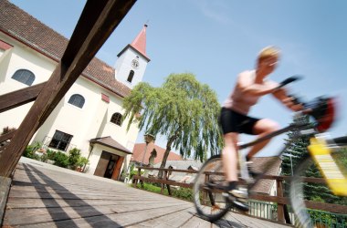 Radfahren in Hohenberg, © Mostviertel Tourismus, weinfranz.at